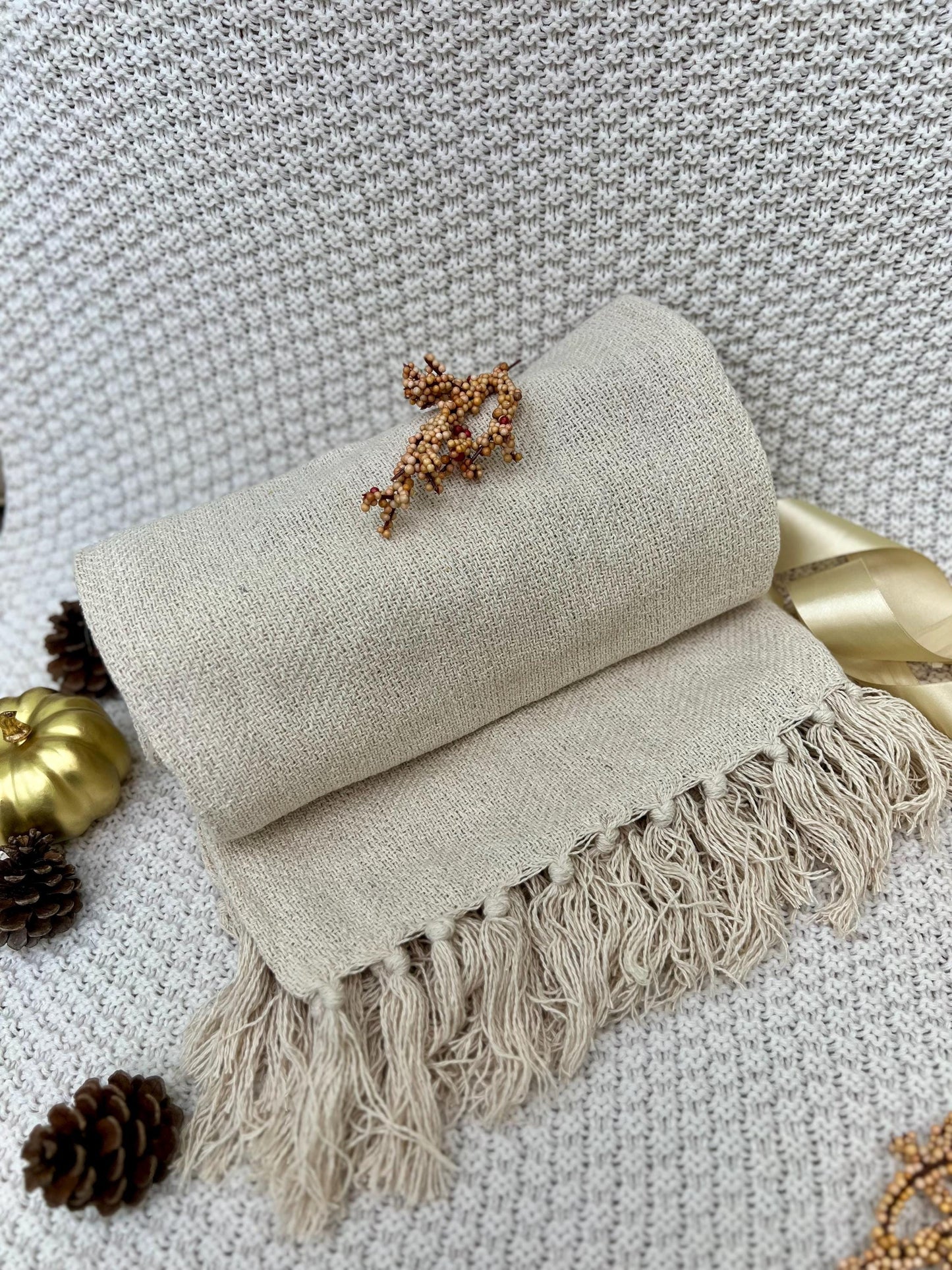 Hygge Gift Box: Cozy Cotton Blanket, Candle & Tea - Self Care Gift