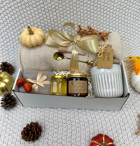 Hygge Gift Box: Cozy Cotton Blanket, Candle & Tea - Self Care Gift